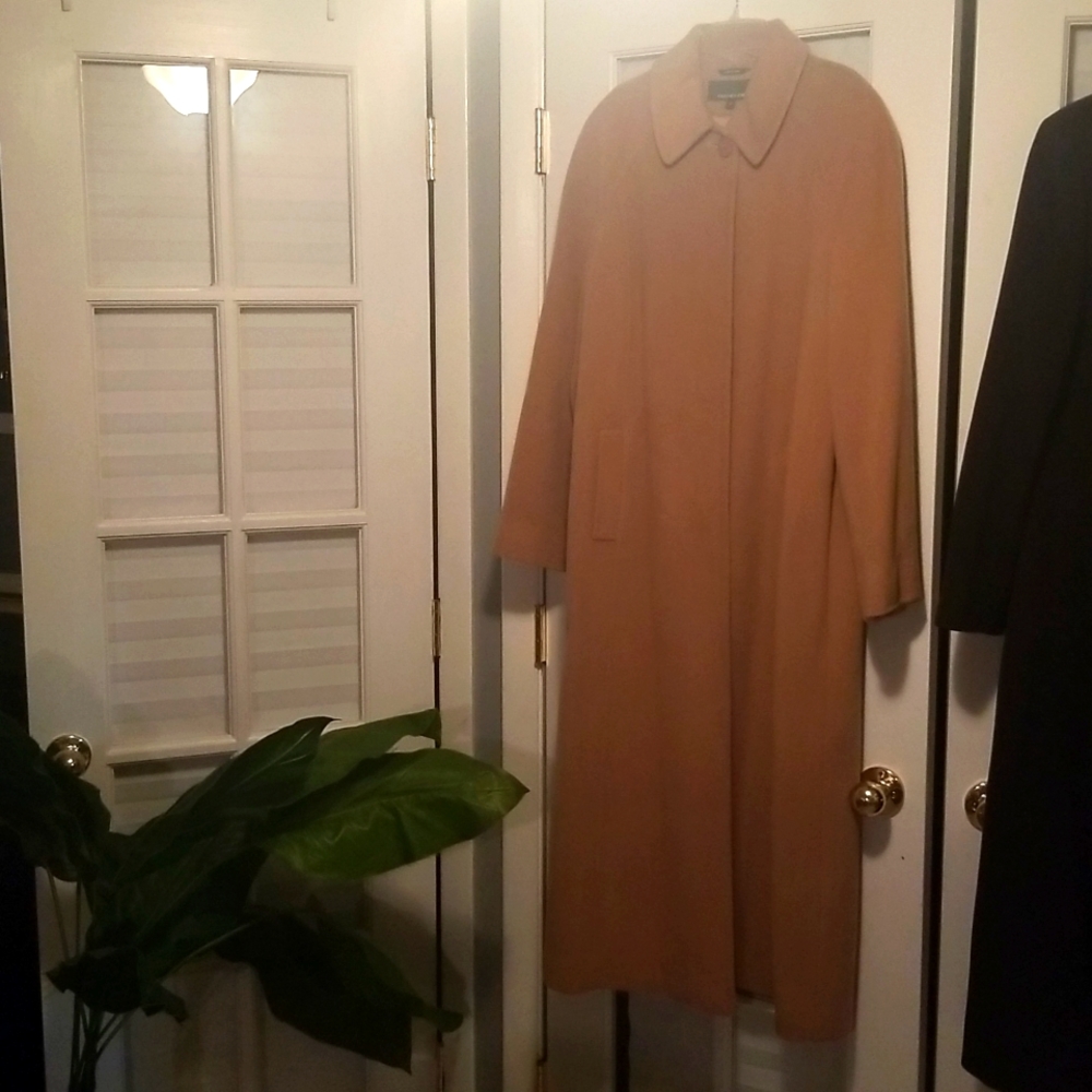 Jones New York size 10 Coat Taupe